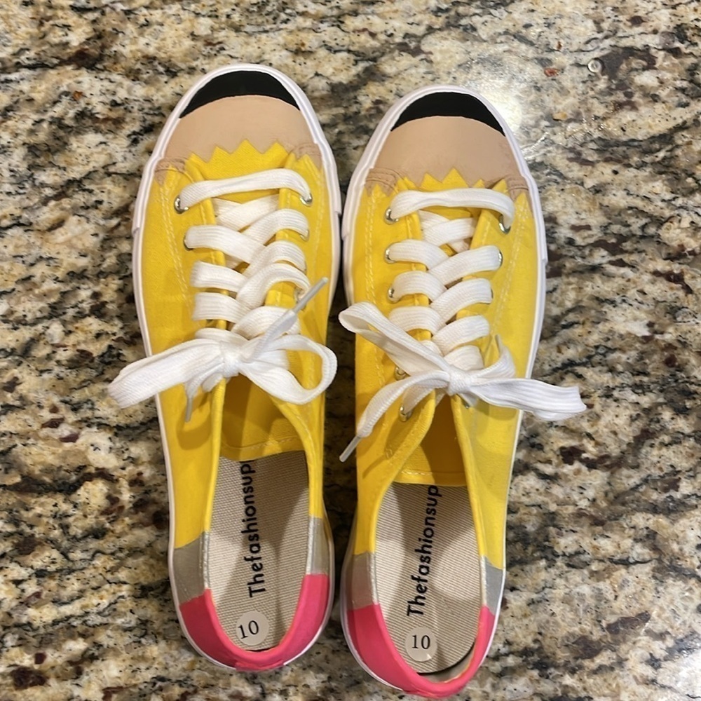 Pencil✏️Tennis shoes 💛💗Canvas Sneakers✏️ - Picture 8 of 16